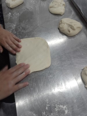 芝士肉松包 制作方法