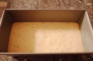 黑芝麻磅蛋糕 制作方法