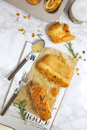 冠利沙拉酱-全麦肉松堡 制作方法