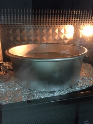 后蛋法肉松蛋糕  制作方法