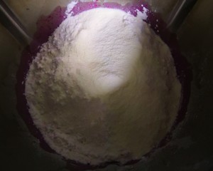 火龙果面包 制作方法