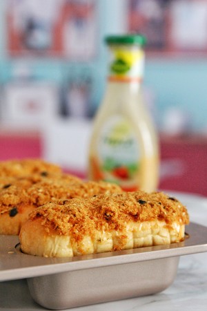 冠利沙拉酱-全麦肉松堡 制作方法