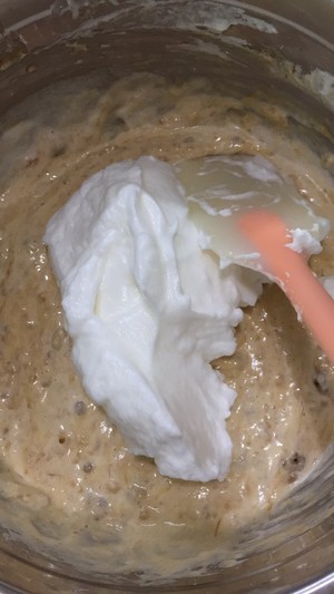 后蛋法肉松蛋糕  制作方法