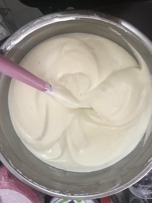 十寸后蛋法的戚风蛋糕