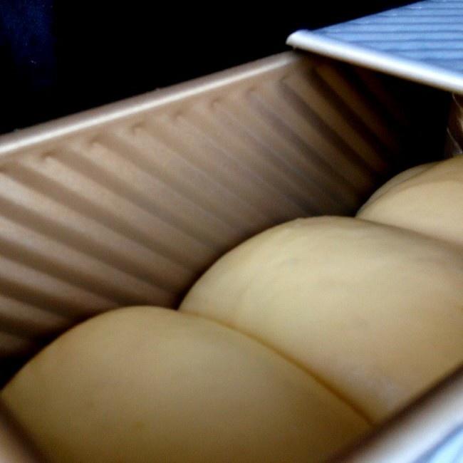 【面包十五分钟手套膜及拉丝秘笈(附七岁儿童终极版)的做法步骤图】潇潇媽-制作