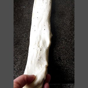 【面包十五分钟手套膜及拉丝秘笈(附七岁儿童终极版)的做法步骤图】潇潇媽-制作