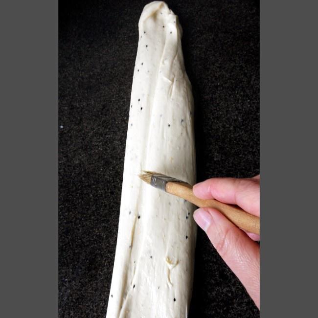 【面包十五分钟手套膜及拉丝秘笈(附七岁儿童终极版)的做法步骤图】潇潇媽-制作