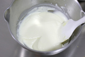 百香果慕斯蛋糕 制作方法