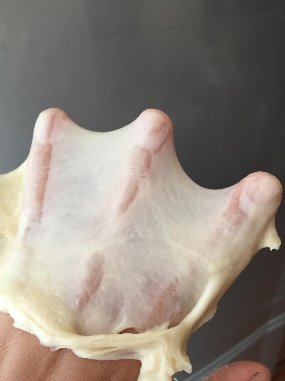 面包机揉面,为什么用面包机揉面不出膜？