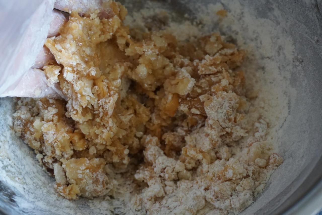 【香芋蛋黄月饼-广式月饼的做法步骤图】冇伱灬冇我-制作