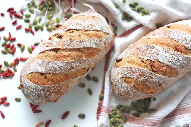 养身椰子油芝麻枸杞软欧  制作方法