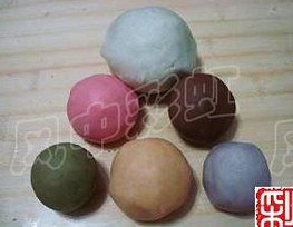 【冰皮月饼的做法步骤图，冰皮月饼怎么做好吃】风中彩虹-制作