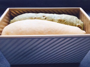 半半双色吐司（无油）  制作方法