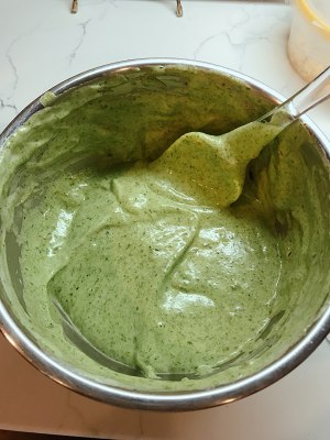 菠菜香蕉西柚戚风 制作方法