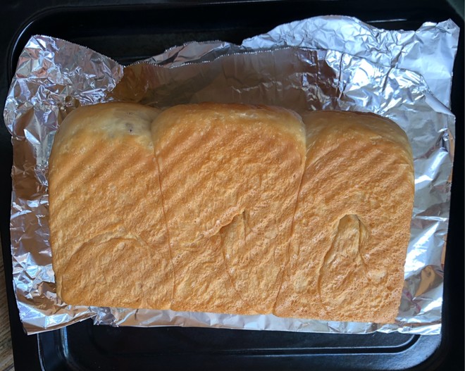 蜜红豆花生酱吐司  制作方法