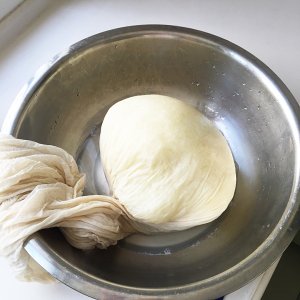 【广式月饼—蛋黄冬翅月饼的做法步骤图】泳歌-制作