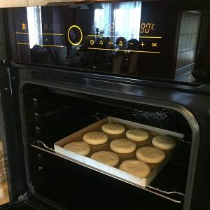 【苏式月饼的做法步骤图，苏式月饼怎么做好吃】驴妈咪-制作