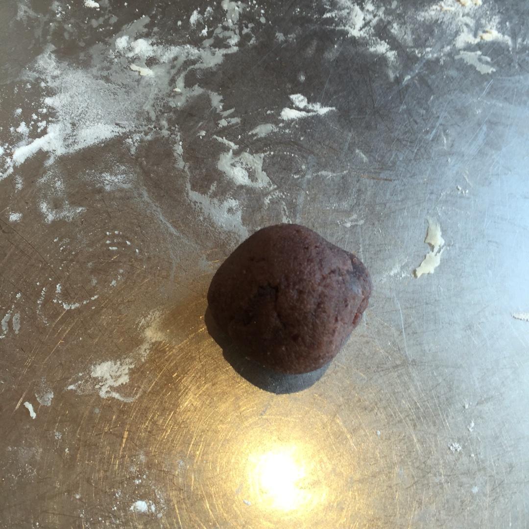 【苏式月饼的做法步骤图，苏式月饼怎么做好吃】驴妈咪-制作