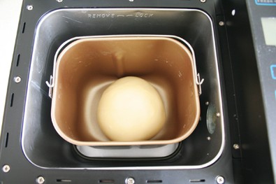 用面包机怎么做面包？