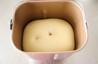 用面包机怎么做面包？