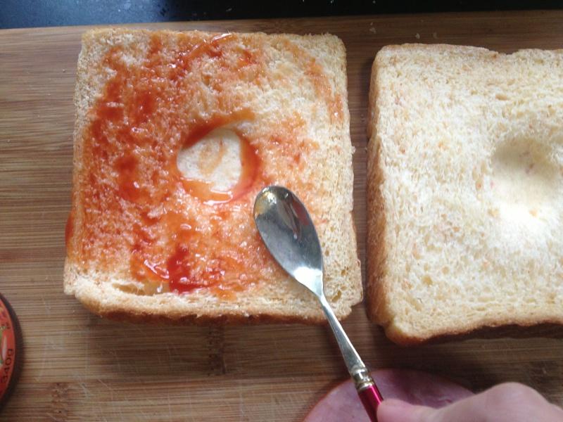 【吐司太阳蛋披萨的做法步骤图,怎么做好吃】葉子的爱与厨房-制作