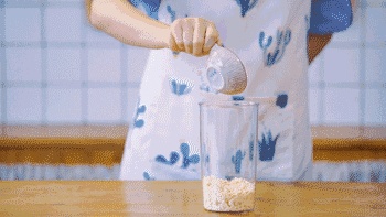 如何做出组织细腻的蛋糕?求各路大神给个方子和步骤?
