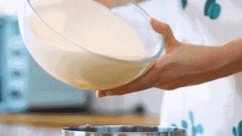 如何做出组织细腻的蛋糕?求各路大神给个方子和步骤?
