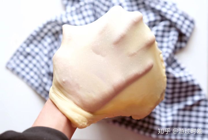 他说没烤箱做不了糕点面包,我说可以