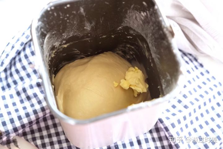 他说没烤箱做不了糕点面包,我说可以