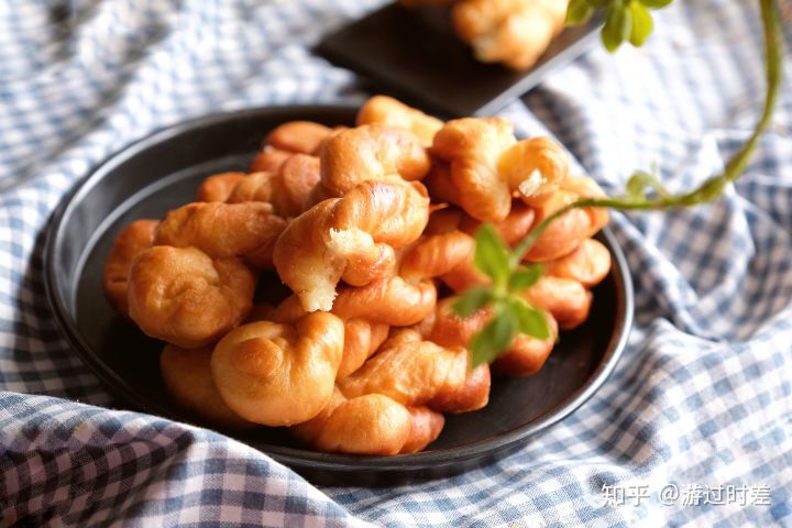 他说没烤箱做不了糕点面包,我说可以