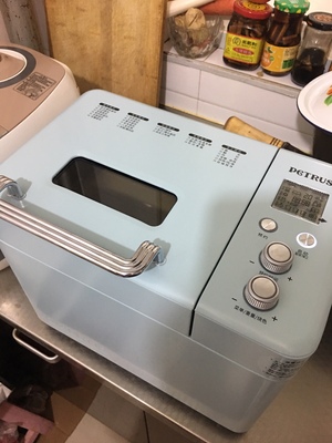 柏翠面包机怎么样?柏翠PE9709家用全自动面包机好不好用?