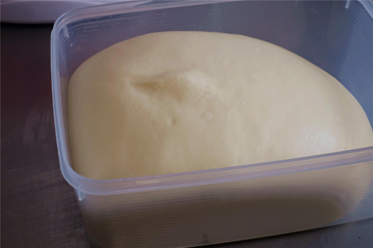 【波兰种牛奶吐司的做法步骤图，怎么做好吃】啊呜511-制作