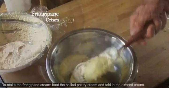 法国总统马克龙每到新年必吃的“一个饼”,你不想尝一尝?
