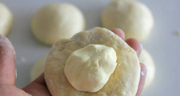 揉面团手法 面团的15个你不能不知道的技能