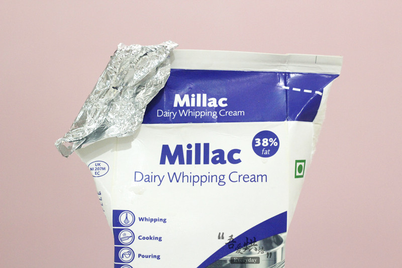 如何区分动物奶油和植物奶油?动物奶油与植物奶油的区别 两种淡奶油的区别