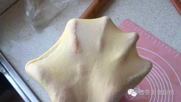 面包揉面，手工揉面快速出膜小技巧 容易出膜又不累