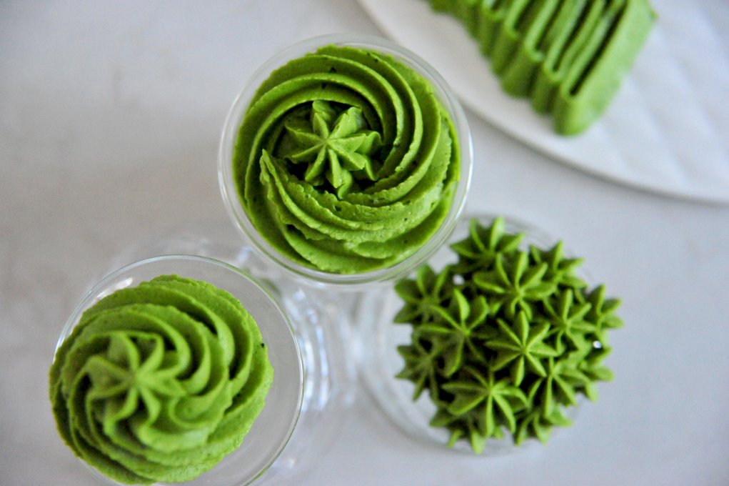 抹茶鲜奶油霜饰制作