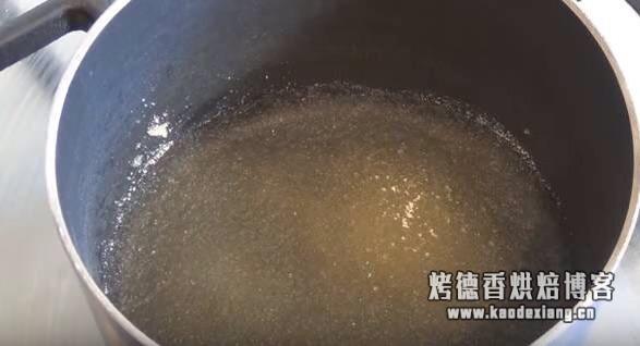 没有黄油怎么做面包?别再问我没有淡奶油、黄油、奶酪怎么办了,自己做