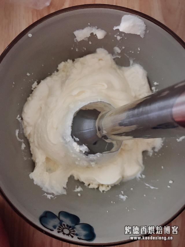 没有黄油怎么做面包?别再问我没有淡奶油、黄油、奶酪怎么办了,自己做