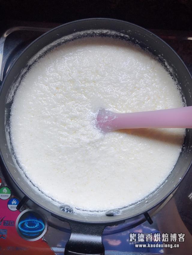 没有黄油怎么做面包?别再问我没有淡奶油、黄油、奶酪怎么办了,自己做