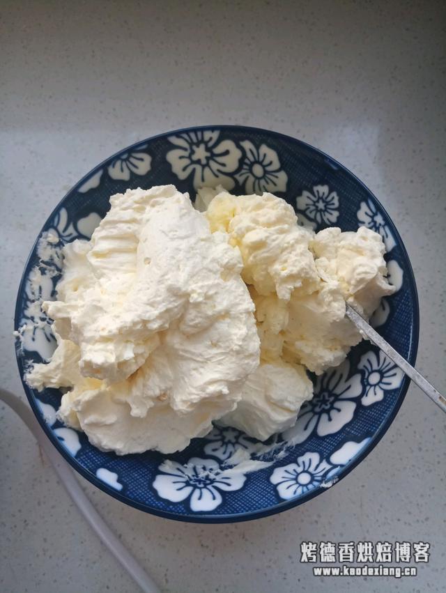 没有黄油怎么做面包?别再问我没有淡奶油、黄油、奶酪怎么办了,自己做