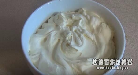 没有黄油怎么做面包?别再问我没有淡奶油、黄油、奶酪怎么办了,自己做