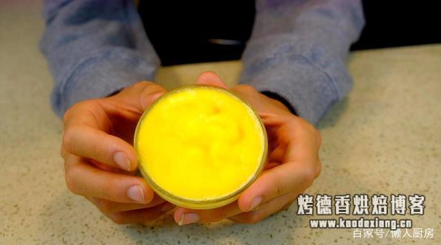 黄油打发奶油怎么做?你知道黄油是怎么做的吗?其实做法很简单,一盒淡奶油就搞定