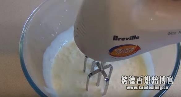 没有黄油怎么做面包?别再问我没有淡奶油、黄油、奶酪怎么办了,自己做