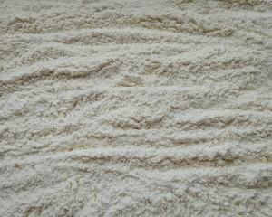 自制低筋面粉，用蒸馒头的面粉制作面包粉，蛋糕粉和饼干粉