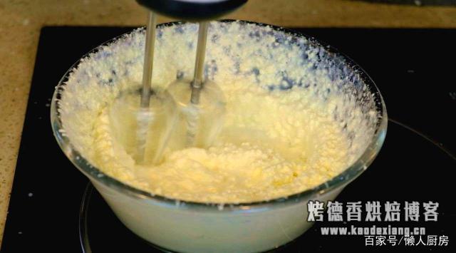 黄油打发奶油怎么做?你知道黄油是怎么做的吗?其实做法很简单,一盒淡奶油就搞定