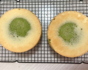 六寸抹茶戚风蛋糕胚，不回缩不塌陷  制作方法