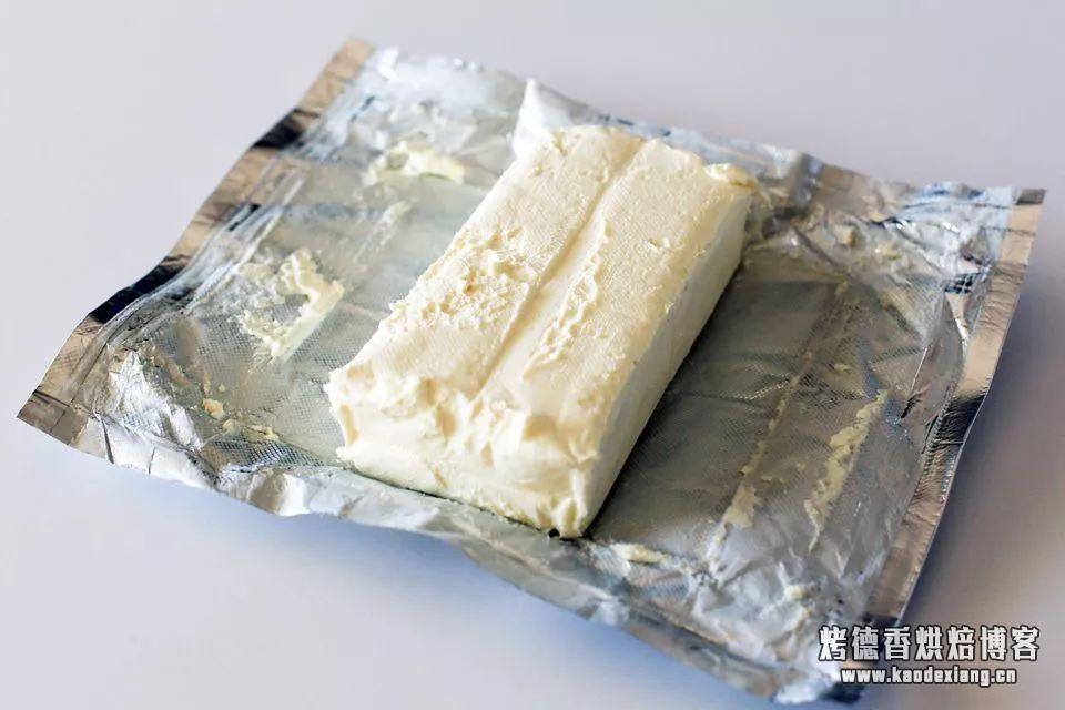 谁能告诉我,黄油、淡奶油、奶油奶酪…都有什么区别?