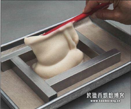 蛋清混入蛋黄就打发不起来?全蛋打发呢?蛋清,蛋黄,全蛋,奶油等发泡打发原理科学解析!
