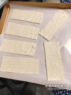 手抓饼简易版拿破仑蛋糕 制作方法